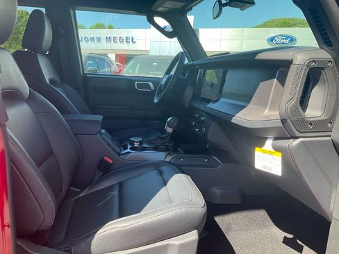 New 2026 Ford Bronco Big Bend AWD/4WD image 12