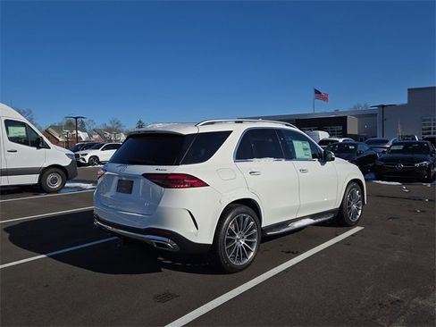 New 2026 Mercedes-Benz GLE 450 4MATIC image 3