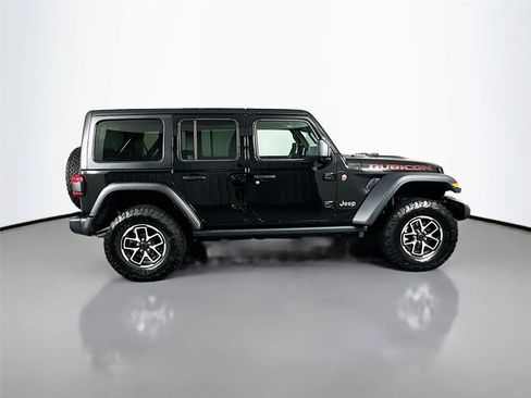 Used 2026 Jeep Wrangler Unlimited Rubicon AWD/4WD image 16