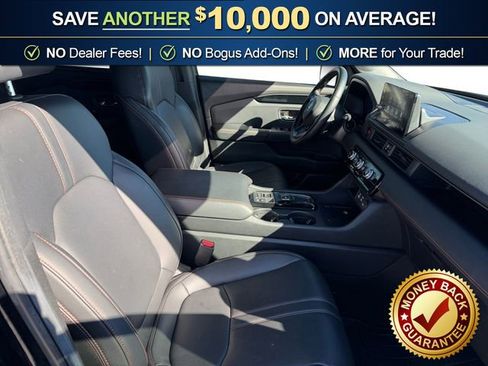 Used 2025 Honda Pilot TrailSport image 22