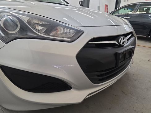 Used 2013 Hyundai Genesis 2.0T image 20