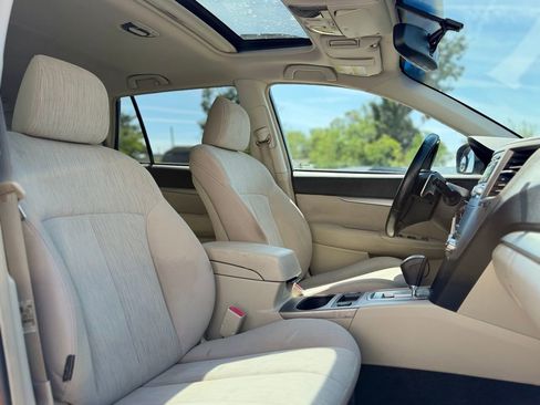 Used 2013 Subaru Outback 2.5i Premium AWD/4WD image 18