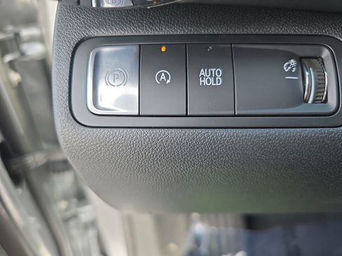 New 2026 Chevrolet Equinox LT image 26