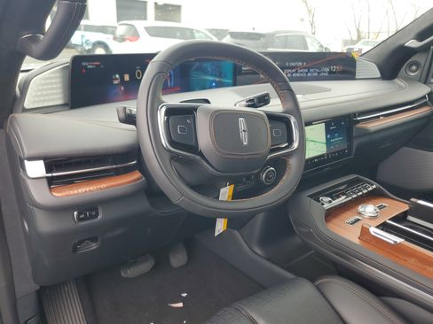 New 2026 Lincoln Navigator Black Label image 14