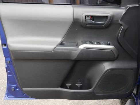 Used 2023 Toyota Tacoma SR5 w/ Technology Package image 12