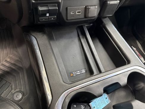 Used 2020 Chevrolet Silverado 2500 LTZ w/ LTZ Plus Package image 44