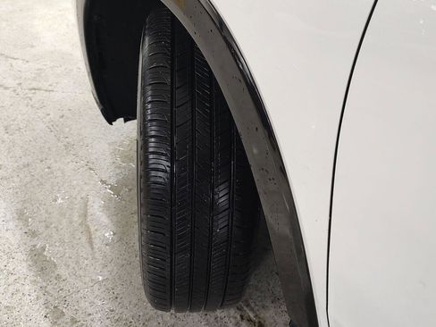 Used 2026 Honda HR-V EX-L image 32