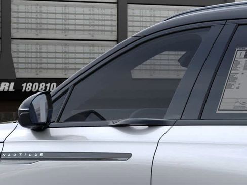 New 2026 Lincoln Nautilus Reserve image 21