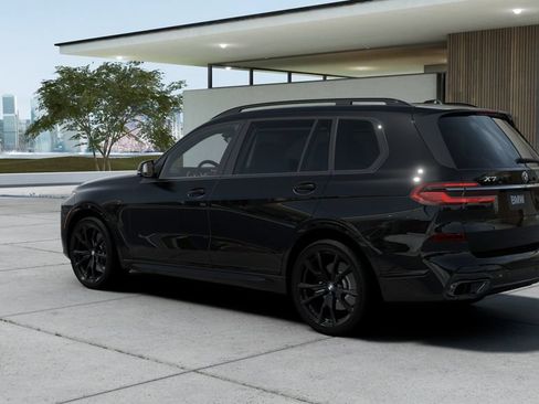 New 2027 BMW X7 xDrive40i w/ M Sport Package AWD/4WD image 2
