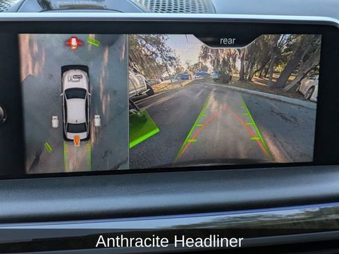 Used 2017 BMW 750i image 25