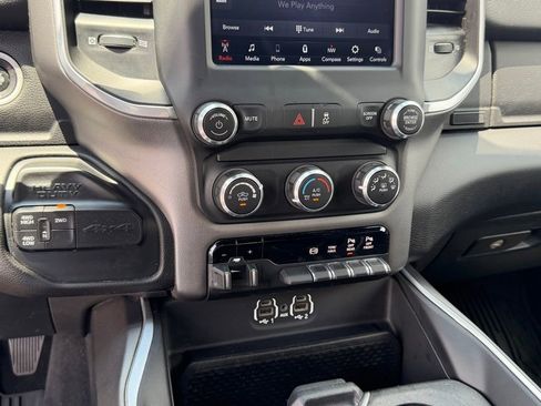 Used 2021 RAM 2500 Big Horn w/ Level 1 Equipment Group AWD/4WD image 23