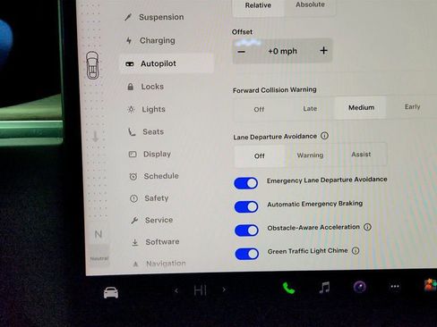 Used 2024 Tesla Model X image 23