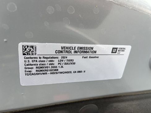 Used 2024 Buick Encore GX Preferred w/ Comfort Package FWD image 15