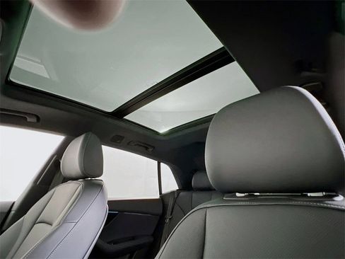 New 2026 Audi Q8 Premium Plus image 13