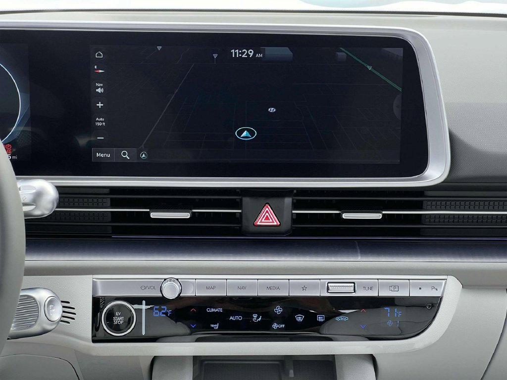 Used 2024 Hyundai Ioniq 6 SEL RWD image 19
