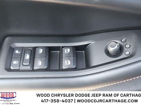 Used 2022 Jeep Grand Cherokee L Limited AWD/4WD image 19
