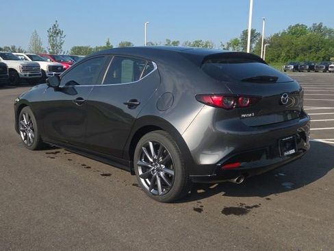 Used 2021 MAZDA MAZDA3 s FWD image 12