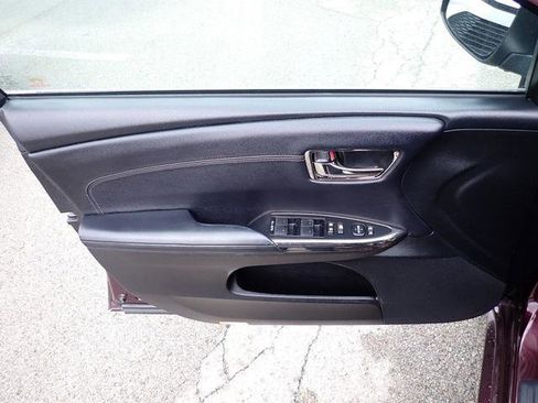 Certified 2018 Toyota Avalon XLE image 20