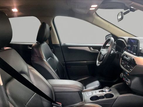 Used 2020 Ford Escape SEL image 31