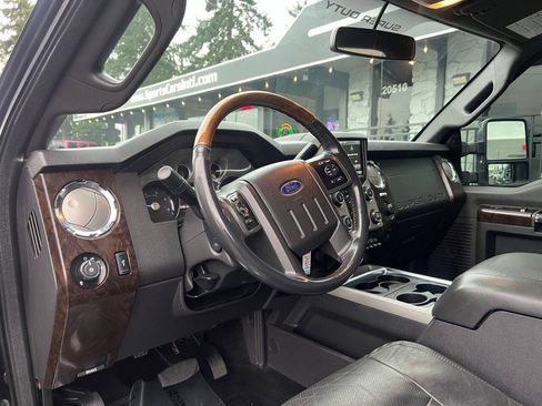 Used 2014 Ford F250 Platinum AWD/4WD image 25