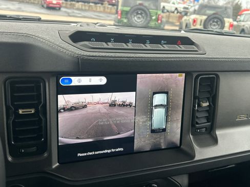 New 2025 Ford Bronco Badlands image 47