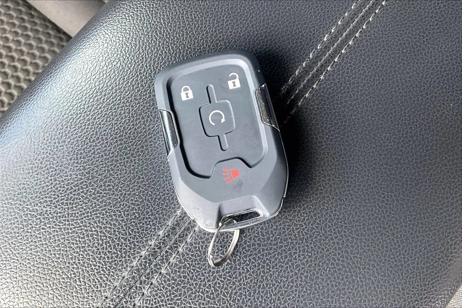 Used 2020 GMC Terrain SLE w/ Driver Convenience Package FWD image 10