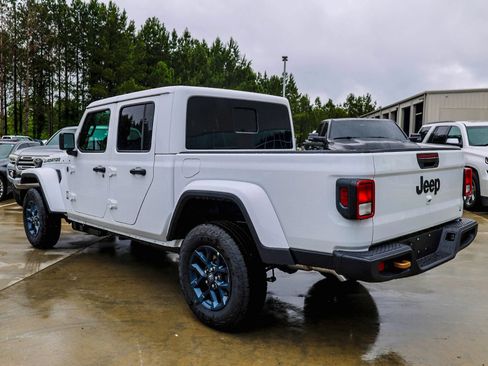 New 2026 Jeep Gladiator Sport AWD/4WD image 8
