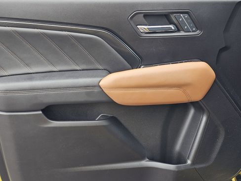 Used 2023 GMC Canyon AT4 w/ AT4 Premium Package image 14