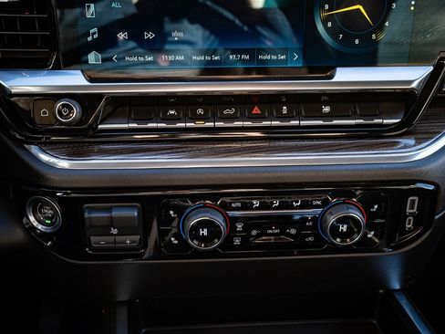 Used 2023 Chevrolet Silverado 1500 RST w/ Protection Package image 32