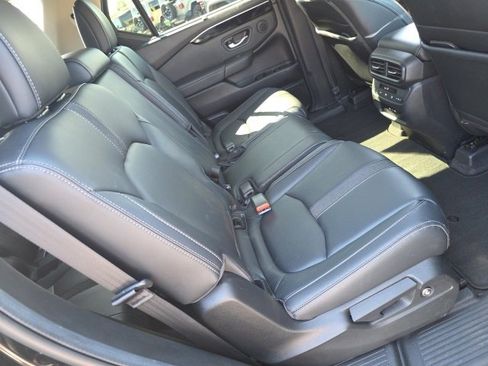 Used 2024 Honda Pilot EX-L image 48