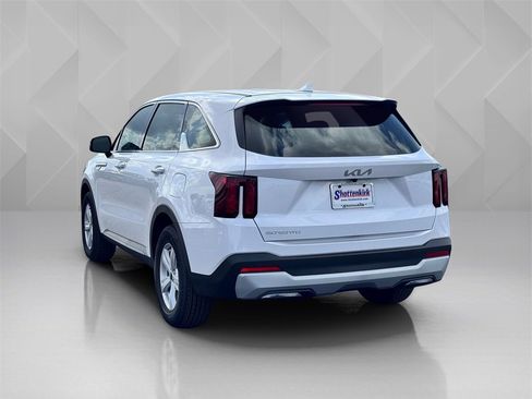 New 2026 Kia Sorento LX image 7