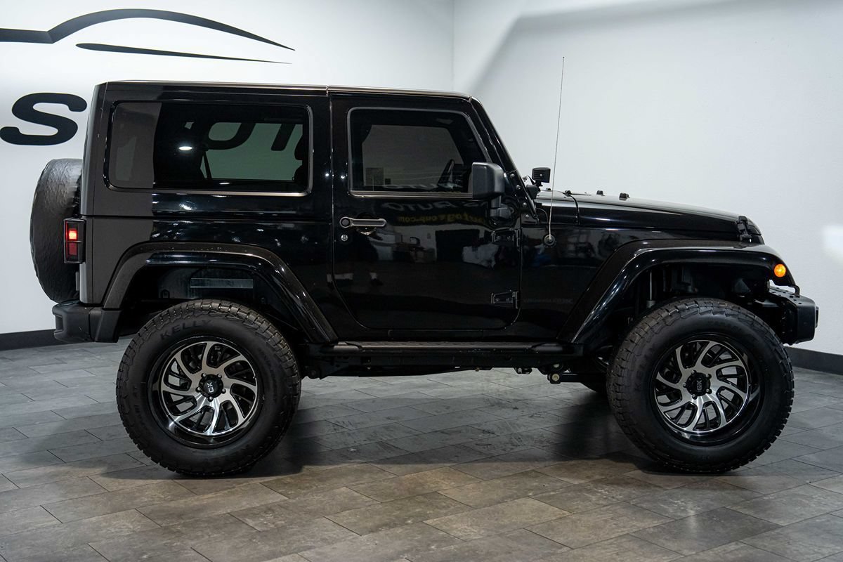 Used 2018 Jeep Wrangler Sport AWD/4WD image 19