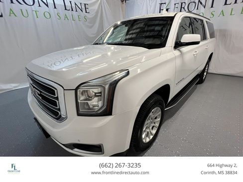 Used 2018 GMC Yukon XL SLT w/ Open Road Package AWD/4WD image 3