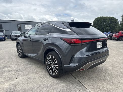 Used 2024 Lexus RX 350 w/ Technology Package AWD/4WD image 3