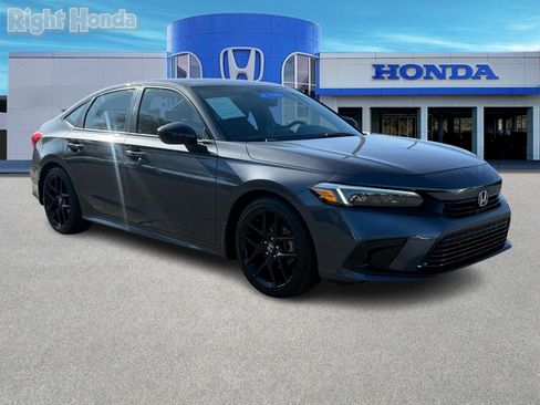 Used 2024 Honda Civic Sport image 10