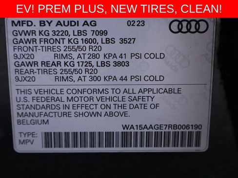 Used 2024 Audi Q8 e-tron Premium Plus w/ Premium Plus Package AWD/4WD image 27