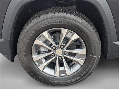 New 2026 Chevrolet Equinox LT w/ Convenience Package II FWD image 9