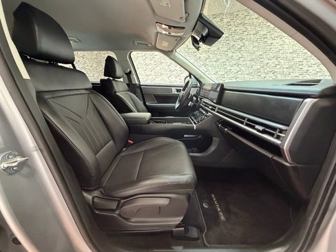 Used 2025 Hyundai Santa Fe SEL image 9