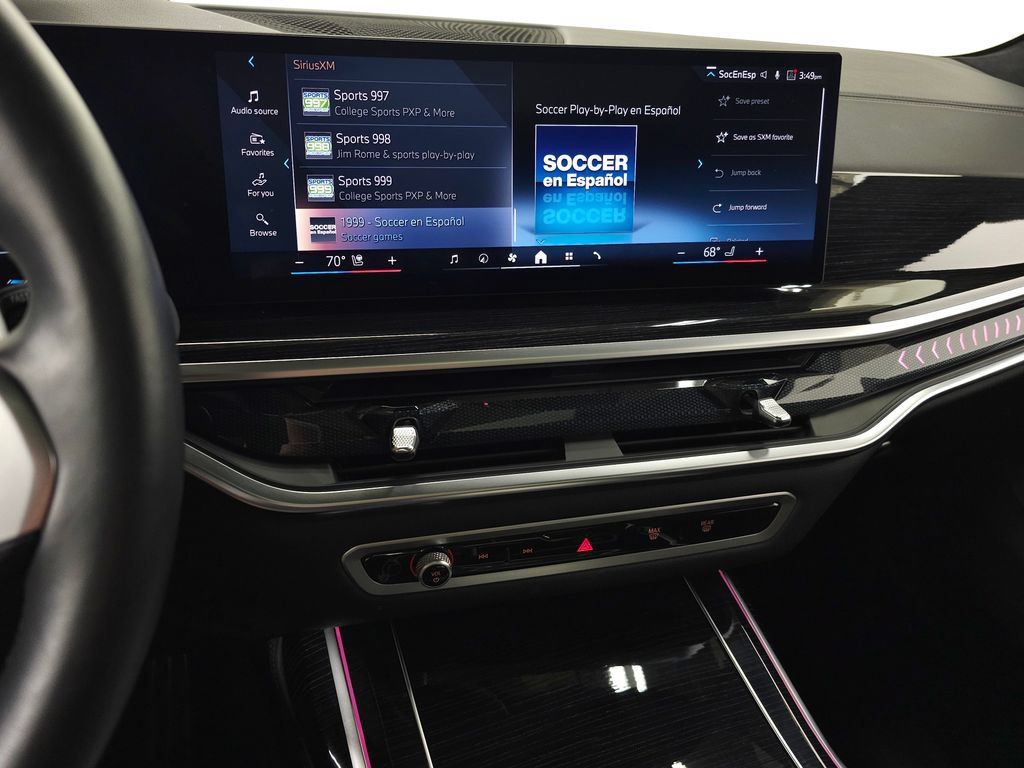 Used 2026 BMW X7 xDrive40i AWD/4WD image 25