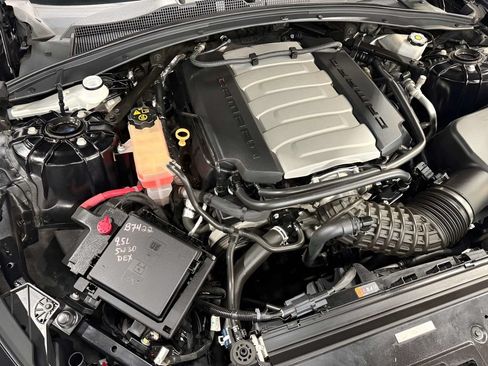 Used 2018 Chevrolet Camaro SS RWD image 33