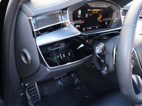 Used 2023 Audi S8 AWD/4WD image 40