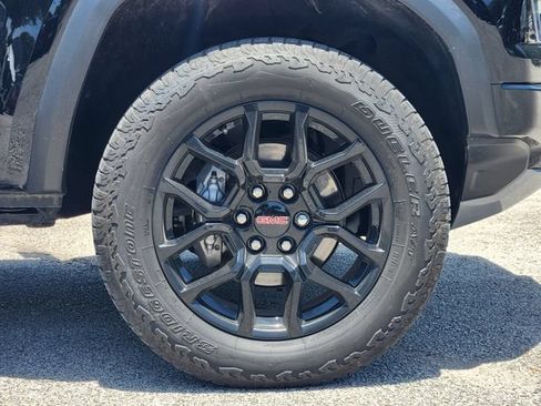 Used 2024 GMC Canyon Denali w/ LPO, Denali Black Edition AWD/4WD image 10