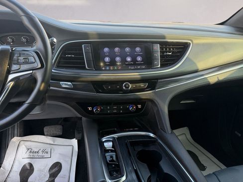 Used 2024 Buick Enclave Essence w/ Sport Touring Edition FWD image 11