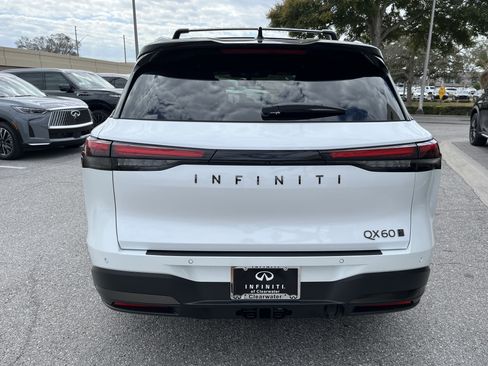 Certified 2026 INFINITI QX60 Autograph w/ Dark Cargo Package AWD/4WD image 4