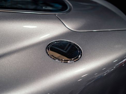 Used 2003 Aston Martin Vanquish RWD image 43