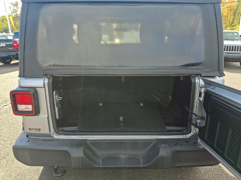 Used 2018 Jeep Wrangler Sport AWD/4WD image 30