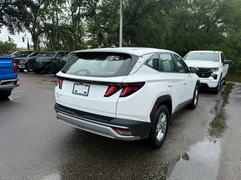 Used 2026 Hyundai Tucson SE FWD image 10