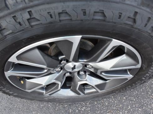 Used 2023 Chevrolet Silverado 1500 RST image 15