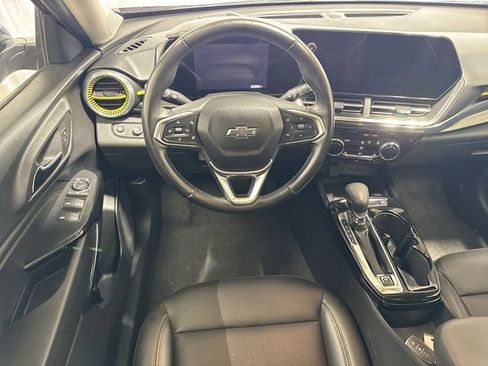Certified 2024 Chevrolet Trax ACTIV w/ Sunroof Package FWD image 15