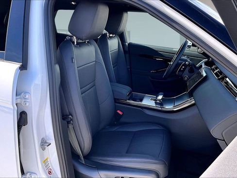 Used 2026 Land Rover Range Rover Evoque S image 11
